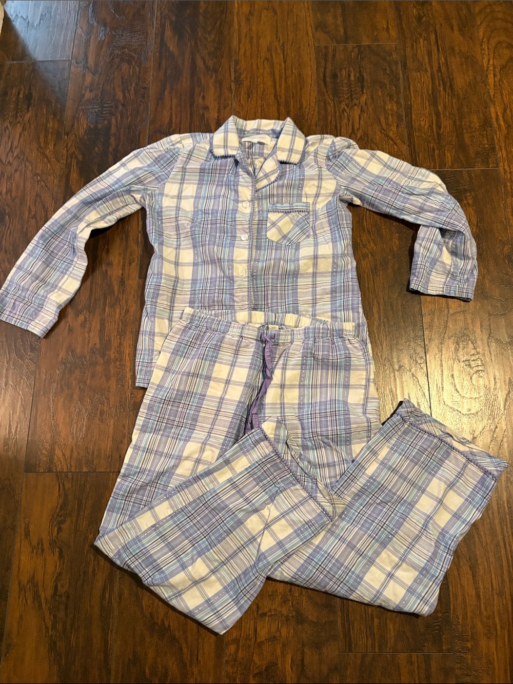 Victoria’s Secret Plaid Two-Piece lounge Pajama Set - Light Purple/White